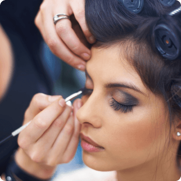 The Future of Beauty Salons in North America: Trends and Predictions